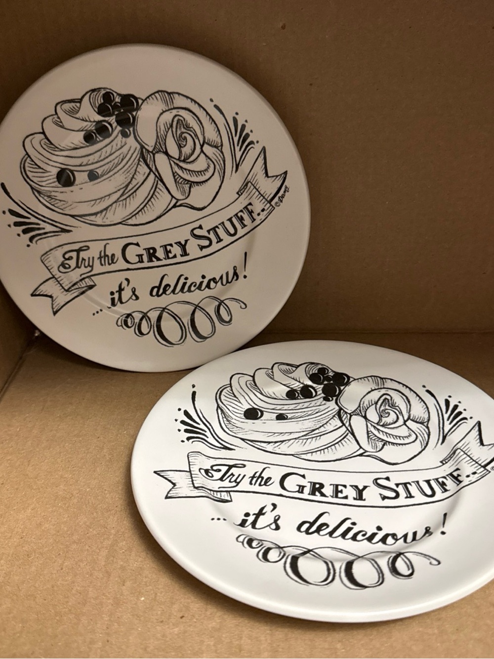 2 Disney Parks Beauty & Beast Be Our Guest Try The Grey Stuff 7” Dessert Plates